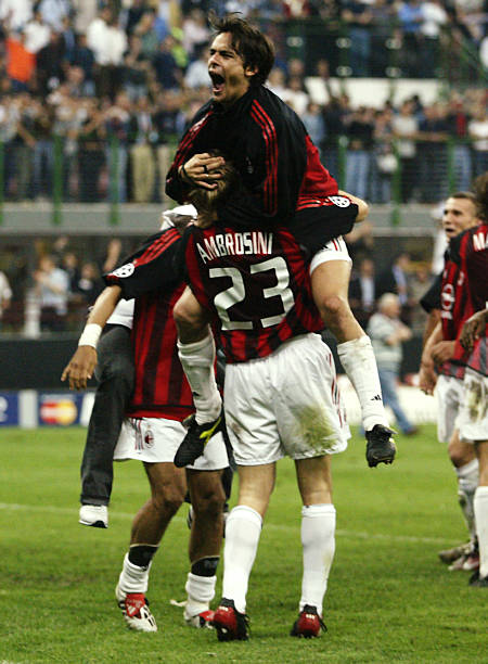 他们迫切地 他们迫切地