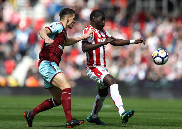 双方势均力 双方势均力